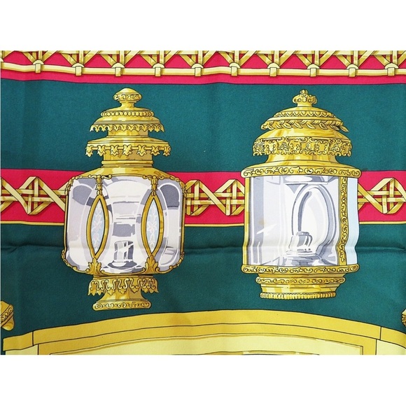 Hermes Green and Gold Carriage Motif Scarf - Picture 7 of 13